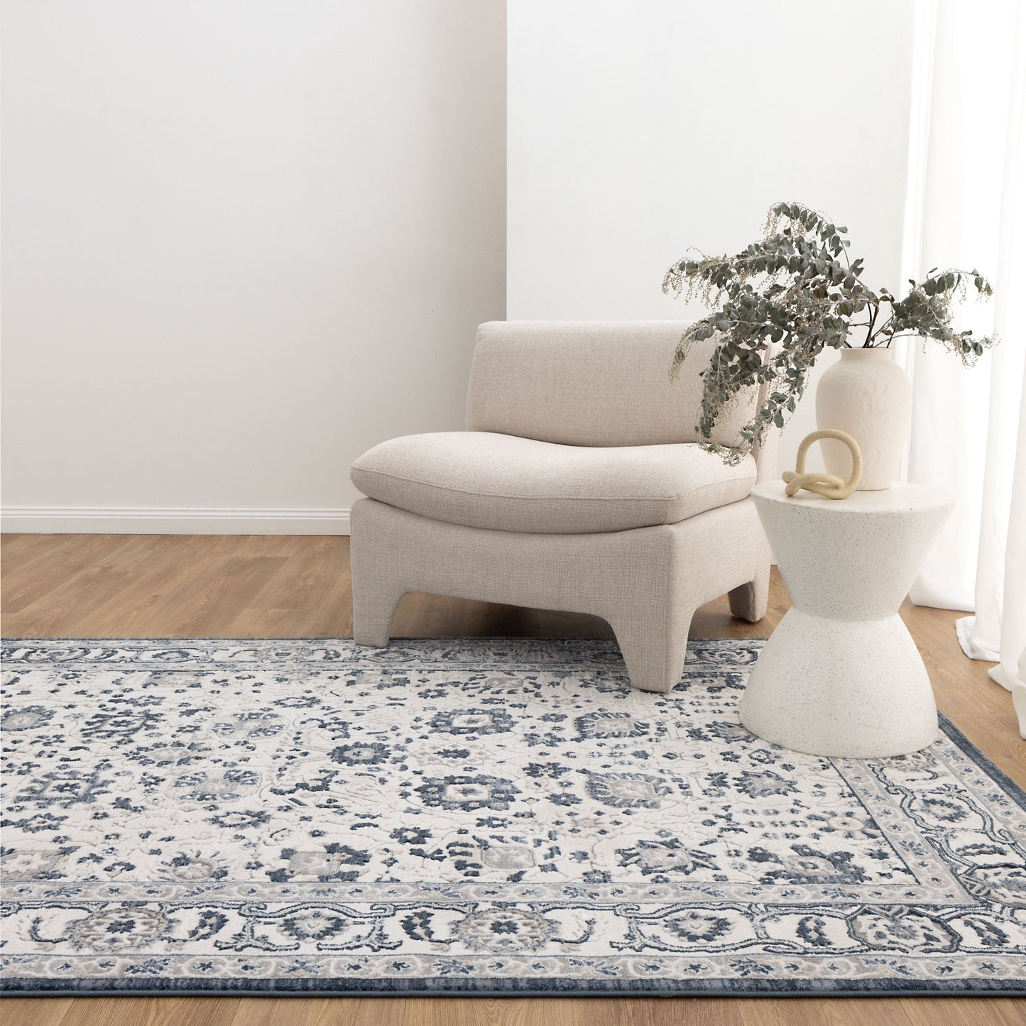 Maya Floral Traditional Blue Rug - M102